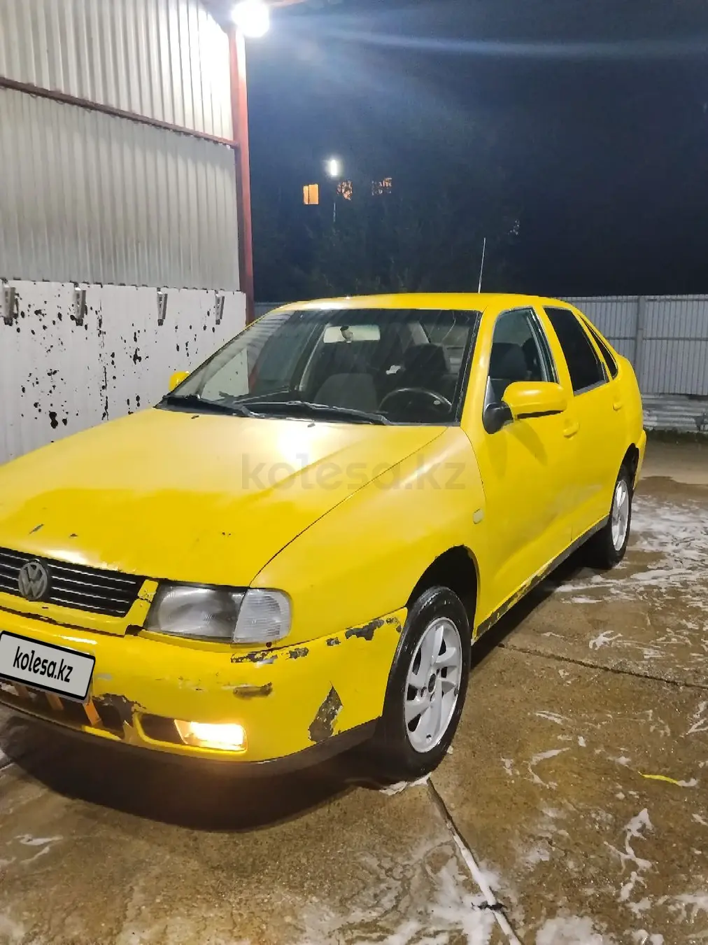 Volkswagen Polo, 2001