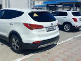 Hyundai Santa Fe 2014 годаүшін9 500 000 тг. в Актау – фото 4