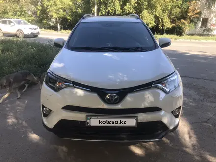 Toyota RAV4 2019 года за 12 500 000 тг. в Уральск – фото 4