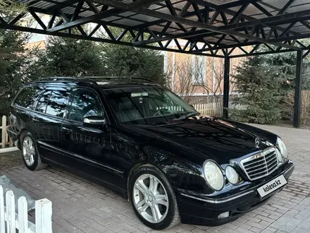Mercedes-Benz E 320 2002 года за 5 000 000 тг. в Астана – фото 2