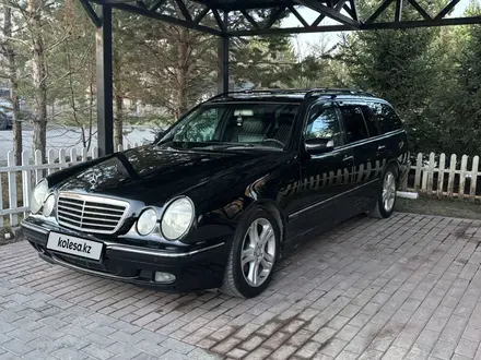 Mercedes-Benz E 320 2002 года за 5 000 000 тг. в Астана