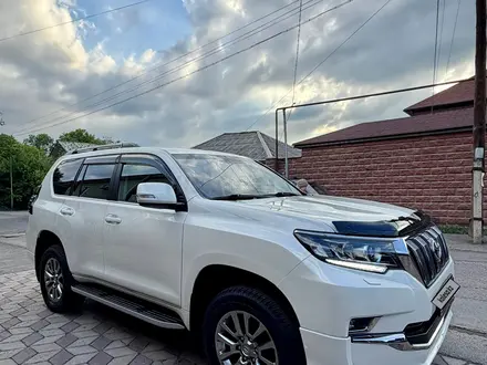 Toyota Land Cruiser Prado 2020 года за 24 600 000 тг. в Алматы – фото 4