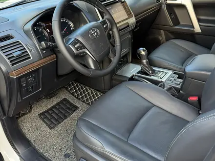 Toyota Land Cruiser Prado 2020 года за 24 600 000 тг. в Алматы – фото 8