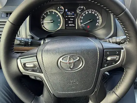 Toyota Land Cruiser Prado 2020 года за 24 600 000 тг. в Алматы – фото 9