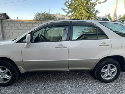 Lexus RX 300 1999 года за 4 000 000 тг. в Талдыкорган – фото 2