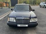 Mercedes-Benz E 220 1995 года за 2 052 385 тг. в Астана – фото 4