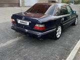 Mercedes-Benz E 220 1995 года за 2 052 385 тг. в Астана – фото 5