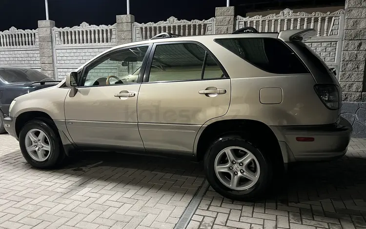 Lexus RX 300 2002 годаүшін6 200 000 тг. в Алматы