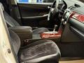 Toyota Camry 2012 года за 9 500 000 тг. в Шымкент – фото 11