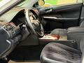 Toyota Camry 2012 года за 9 500 000 тг. в Шымкент – фото 12