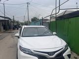 Toyota Camry 2019 года за 11 000 000 тг. в Алматы