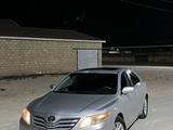 Toyota Camry 2011 года за 8 800 000 тг. в Жанаозен – фото 2