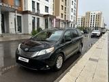 Toyota Sienna 2016 года за 14 200 000 тг. в Астана