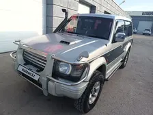 Mitsubishi Pajero, 1995