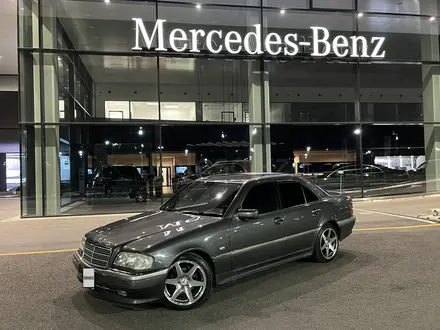 Mercedes-Benz C 220 1994 года за 2 800 000 тг. в Алматы