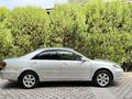 Toyota Camry 2005 года за 4 700 000 тг. в Алматы – фото 2