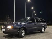 Volkswagen Passat 1993 годаүшін1 500 000 тг. в Алматы