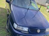Volkswagen Passat 1995 годаүшін1 300 000 тг. в Аксай