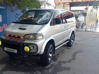 Mitsubishi Delica