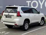 Toyota Land Cruiser Prado 2021 годаfor25 790 000 тг. в Алматы – фото 2