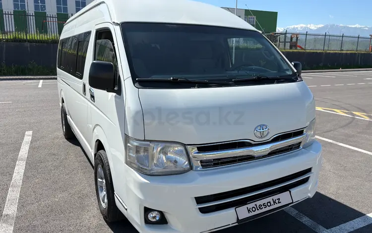 Toyota Hiace 2012 года за 14 800 000 тг. в Алматы