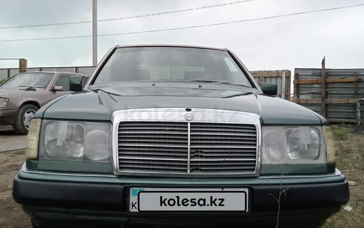 Mercedes-Benz E 220 1993 года за 1 900 000 тг. в Жезказган
