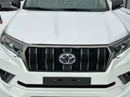 Toyota Land Cruiser Prado 2023 года за 36 500 000 тг. в Алматы – фото 21