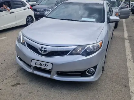 Toyota Camry 2014 года за 6 100 000 тг. в Актау – фото 13