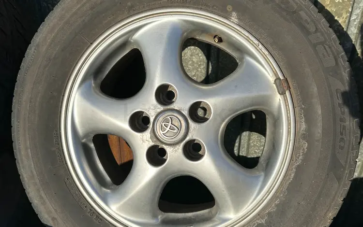 Диски с резиной Toyota 205/65 R15 5/114.3 из Японии за 120 000 тг. в Караганда