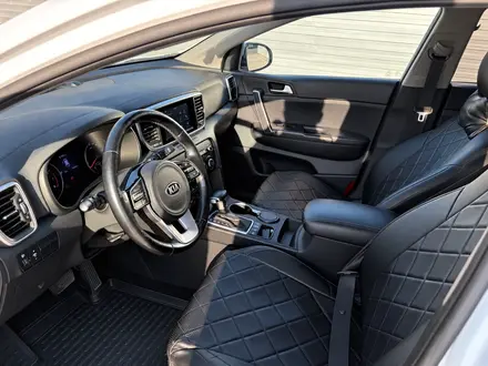 Kia Sportage 2019 года за 9 500 000 тг. в Атырау – фото 7