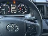 Toyota RAV4 2017 годаfor10 500 000 тг. в Актобе – фото 2