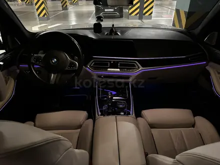BMW X7 2021 года за 47 000 000 тг. в Алматы – фото 21