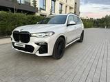 BMW X7 2021 года за 47 000 000 тг. в Алматы – фото 2