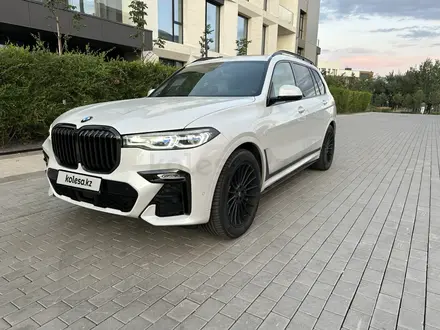 BMW X7 2021 года за 47 000 000 тг. в Алматы – фото 2