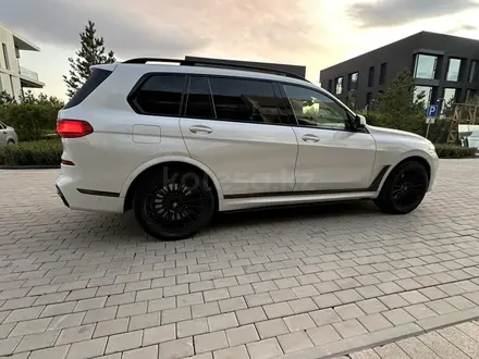 BMW X7 2021 года за 47 000 000 тг. в Алматы – фото 5