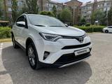 Toyota RAV4 2019 годаfor11 900 000 тг. в Актобе – фото 2