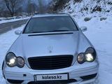 Mercedes-Benz C 230 2005 годаfor5 000 000 тг. в Алматы – фото 2