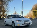 Toyota Camry 1999 года за 3 600 000 тг. в Алматы