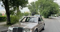 Mercedes-Benz E 200 1993 года за 2 999 999 тг. в Алматы – фото 2