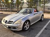 Mercedes-Benz SLK 350 2004 года за 7 000 000 тг. в Астана