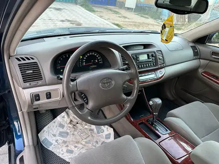 Toyota Camry 2002 года за 6 400 000 тг. в Актобе – фото 10