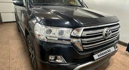 Toyota Land Cruiser 2016 годаүшін33 000 000 тг. в Астана