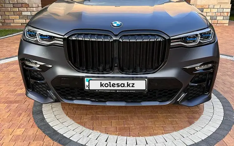 BMW X7 2021 года за 57 000 000 тг. в Астана