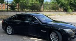 BMW 750 2011 года за 10 500 000 тг. в Шымкент – фото 3