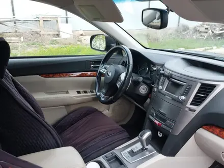 Subaru Outback 2012 года за 5 000 000 тг. в Атырау – фото 4
