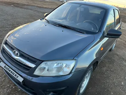 ВАЗ (Lada) Granta 2190 2015 года за 2 200 000 тг. в Актобе – фото 5