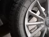 Шины с дисками за 200 000 тг. в Рудный – фото 2