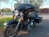 Harley-Davidson  Harley-Davidson FLHTCI Electra Glide 2006 годаүшін4 000 000 тг. в Алматы – фото 5