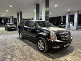 Cadillac Escalade 2007 годаfor10 500 000 тг. в Астана – фото 2