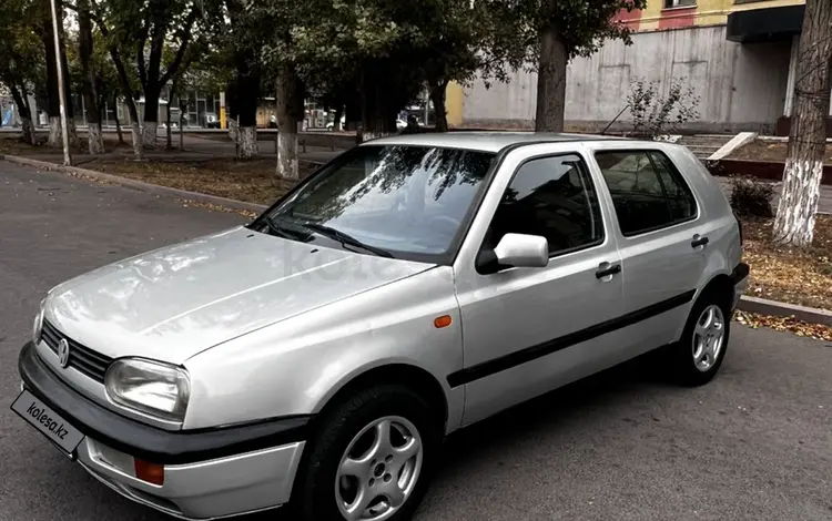 Volkswagen Golf 1995 годаүшін1 400 000 тг. в Тараз